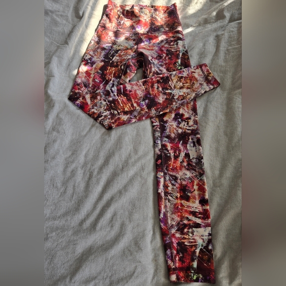 Lululemon Wunder Train HR 25" Pants | Everlux Urbantricity Multi Print | Size 2 - Picture 2 of 4